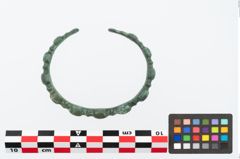Foto von Bronzebuckelarmreif (NHMW-PRAE-026450)